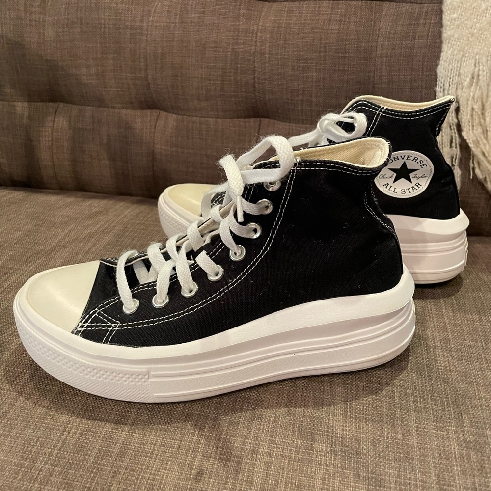 Chuck Taylor All Star Move Platform Size 7.5